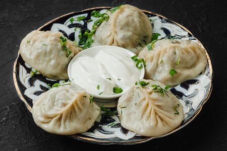 Манты с говядиной