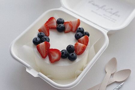  Бенто-торт Ягоды по кругу 