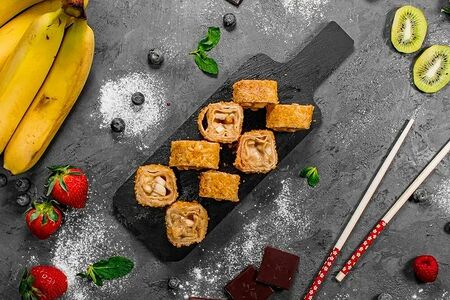 Жареный ролл Яблоко-банан