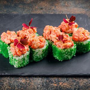 Запеченный ролл с лососем