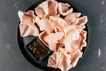 Креветочные чипсы