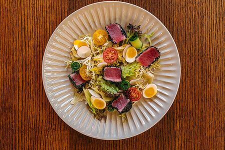 Салат с филе тунца