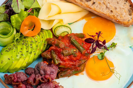 Глазунья из двух яиц