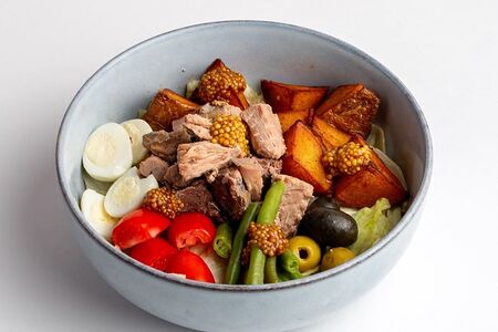 Салат Нисуаз с тунцом и бэйби картофелем