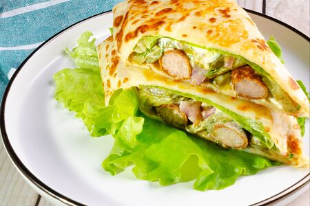 Блин с колбасками