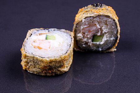 Жареный с креветкой