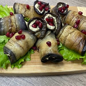 Баклажан с орехами