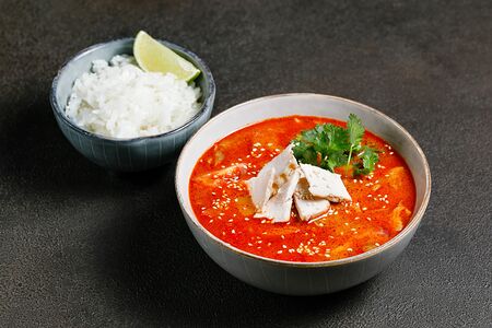 Том ям с курицей