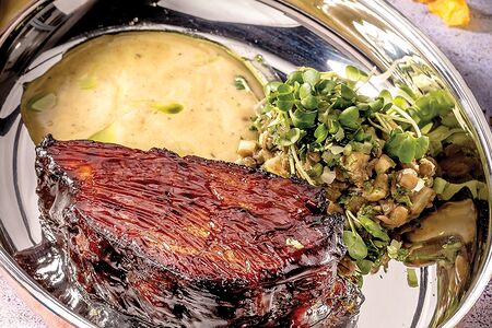 Горячая свиная шея