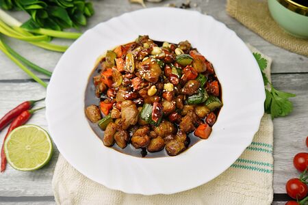 Цыпленок гунбао