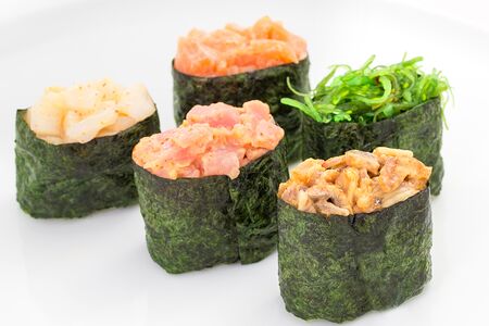 Суши острые с креветкой