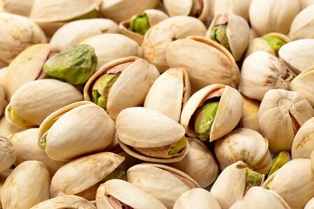 Фисташки неочищенные