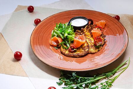 Драники с лососем