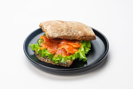 Чиабатта-сэндвич с форелью