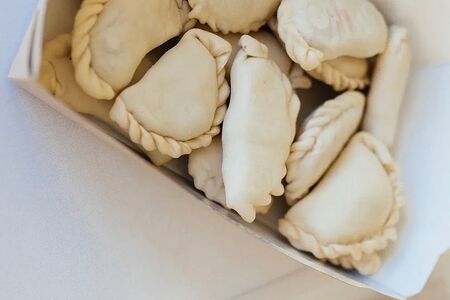 Вареники с вишней и сюрпризами (замороженные)