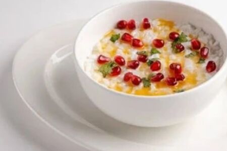 Рисовая каша с ягодами