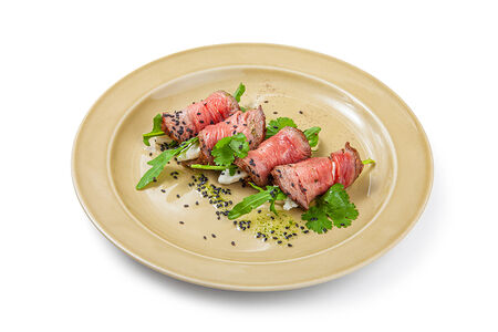 Рулетики с сыром Ростбиф