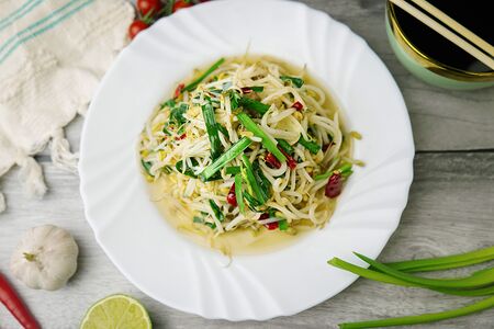 Жареные проростки фасоли