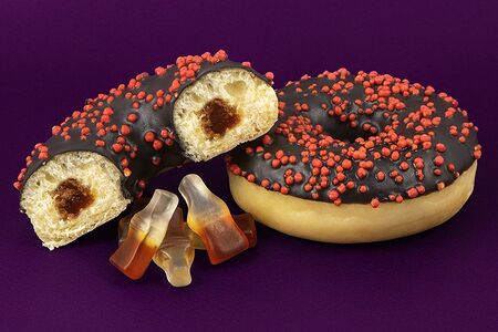 Пончик КолаДон с начинкой Кола