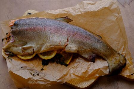 Запечённая форель с травами