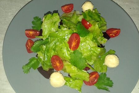 Салат Рафаэлло со свеклой и сыром