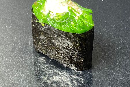 Суши с чукой