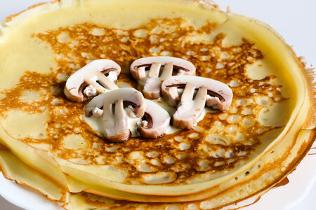 С куриный жульеном и шампиньонами