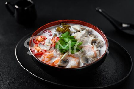 Суп Том кха