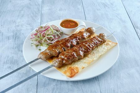 Двойной люля-кебаб из баранины халяль