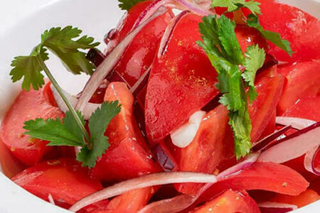 Салат из сладких томатов