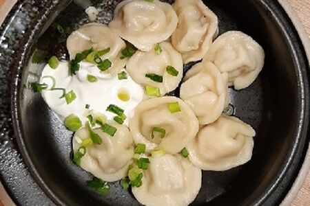 Пельмени с бульоном