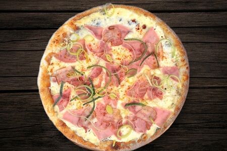 Пицца Овер ветчина 20 см