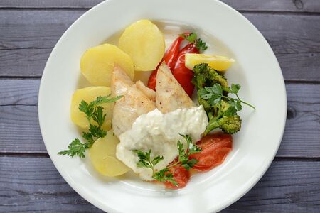 Филе судака в сливочном соусе