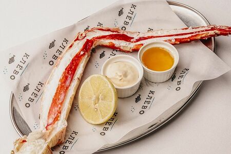 Клешня камчатского краба на пару