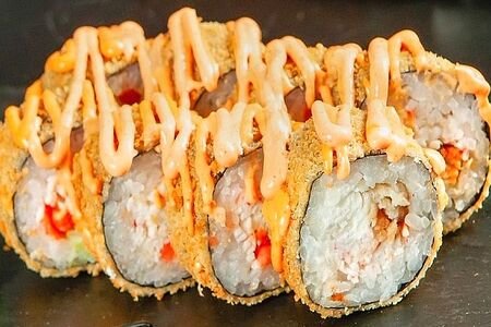 Темпура с лососем и снежным крабом