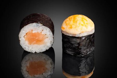 Яки Ролл с Лососем