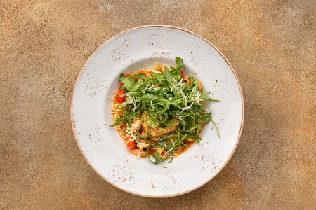 Тальятелле с рукколой и креветками