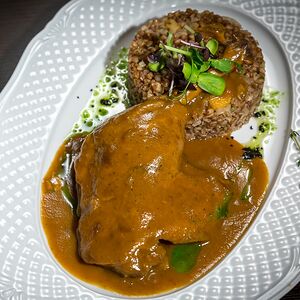 Утиная ножка с гречневой кашей и грибами