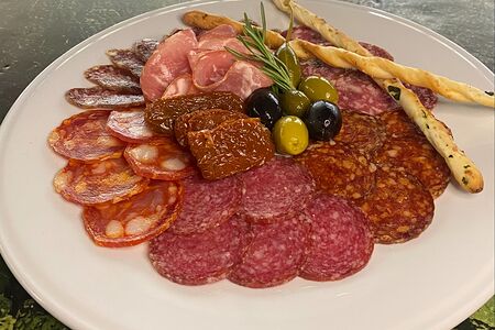 Салями мисто