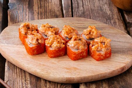 Калифорния гриль с лососем