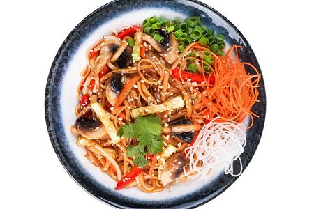 Удон с курицей