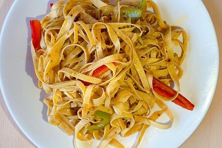 Острый салат из листового тофу