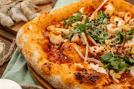 Пицца Том ям большая