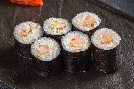 Мини Эби ролл (креветка)