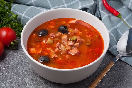 Солянка мясная