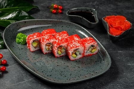 Калифорния с лососем