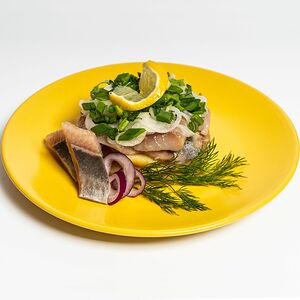 Салат картофельный с сельдью