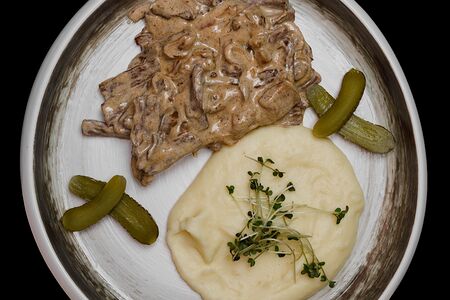 Бефстроганов из мраморной говядины