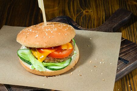 Бургер cвинoй