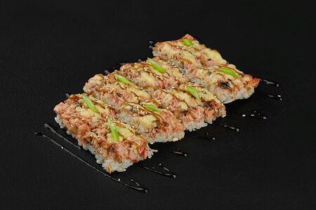 Суши-пицца с лососем